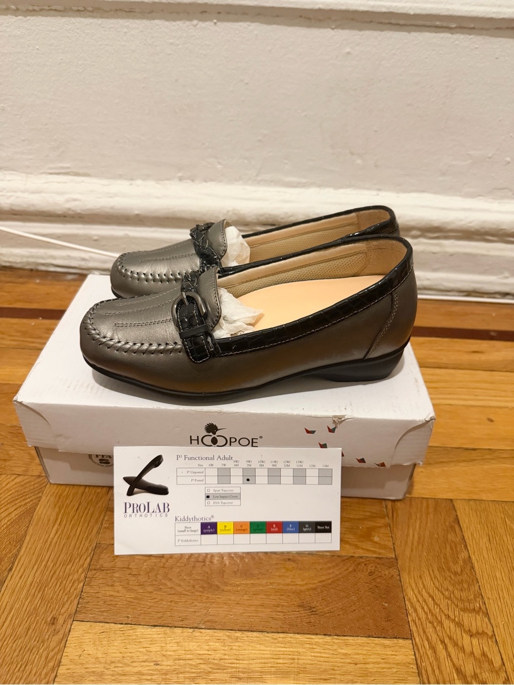Hoopoe Orthopedic - Gray Metallic Slip-On Women's Loafers - Brand New - Size 7.5